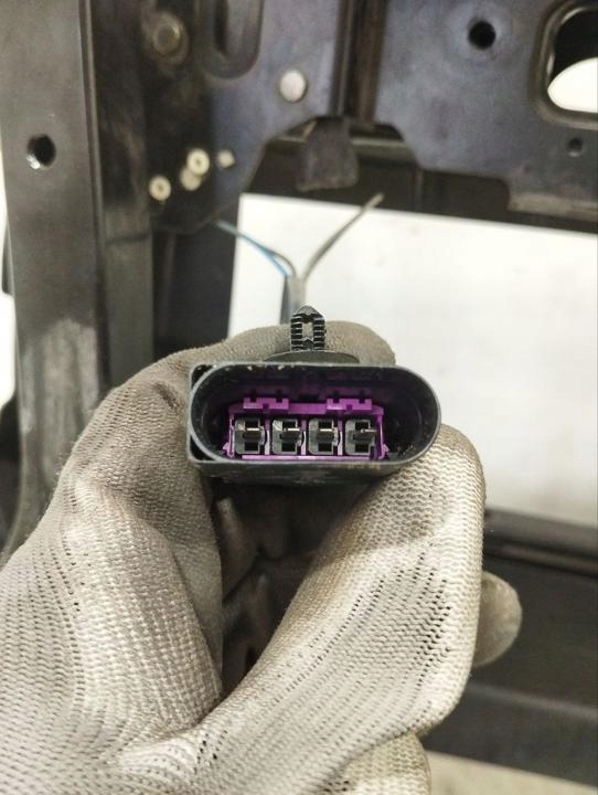 фото №10, Усилитель передние bentley continental flying spur 2012 3w0805931c