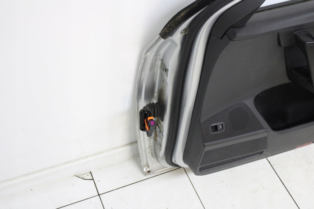 фото №14, Двері правий перед праве передні vw passat b7 2010r- la7w