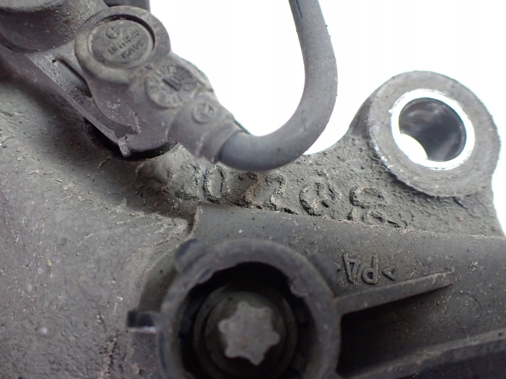 фото №12, Mercedes w220 s350 klasa поворотный кулак левая перед