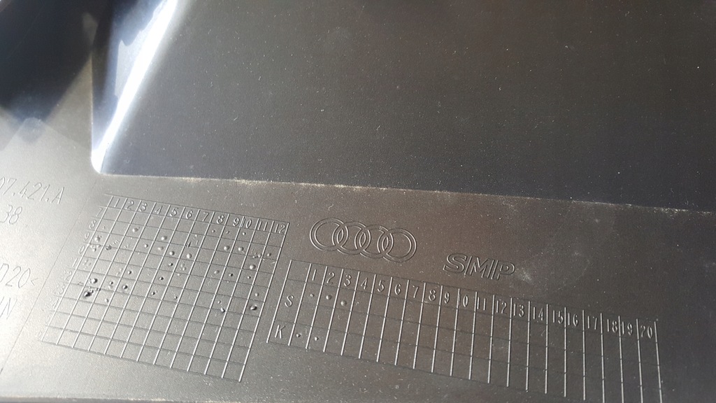 фото №12, Накладка спойлер бампера задня audi a1 82a807421a