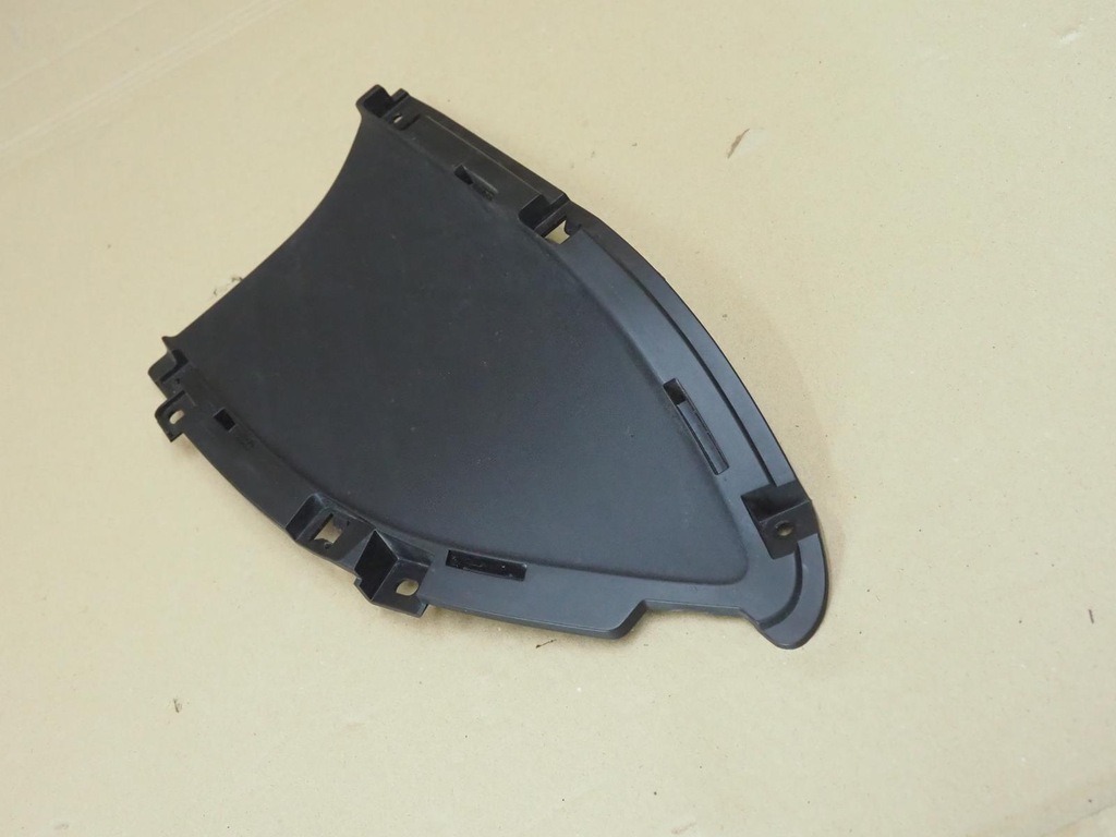 фото №7, Hyundai genesis g70 lift 21- 86546-g9500 заглушка перед права