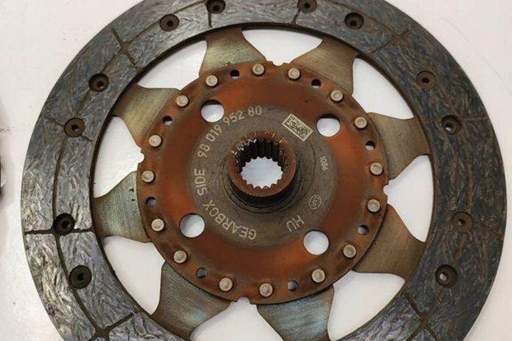 фото №8, Диск притискна зчеплення peugeot 308 ii 9801995280 1.56l дизель 2015