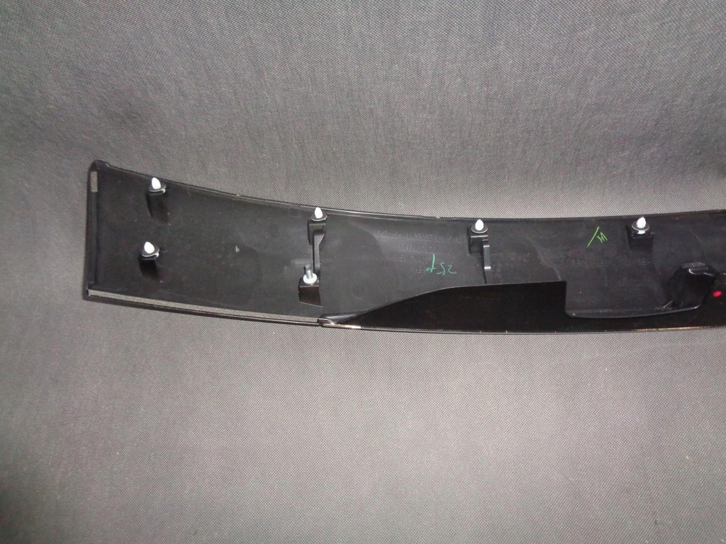 фото №7, Eclipse cross накладка молдинг кришки багажника задня