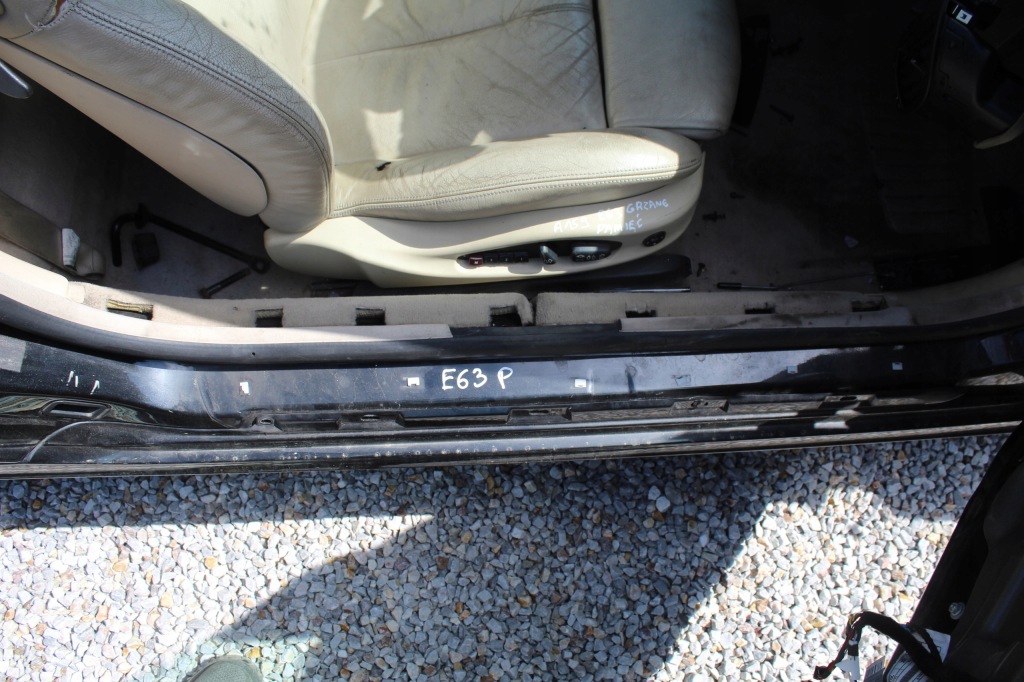 фото №1, Прокладка дверь правый перед bmw e63