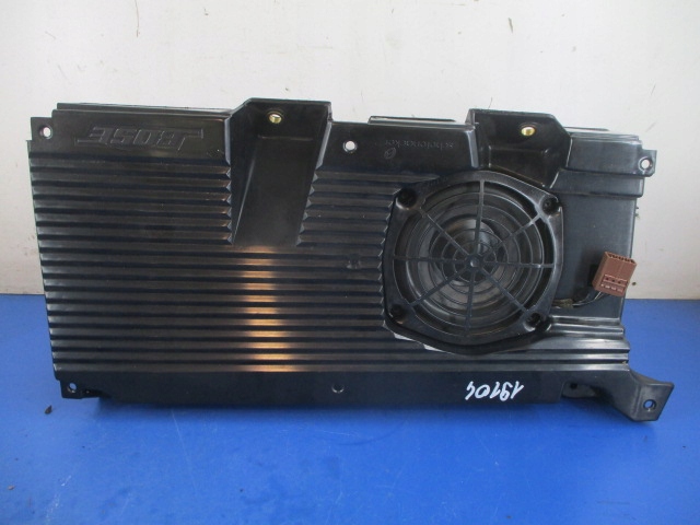 фото №2, Alfa romeo gt 03-10r радио+ усилитель 00606833250 сабвуфер bose