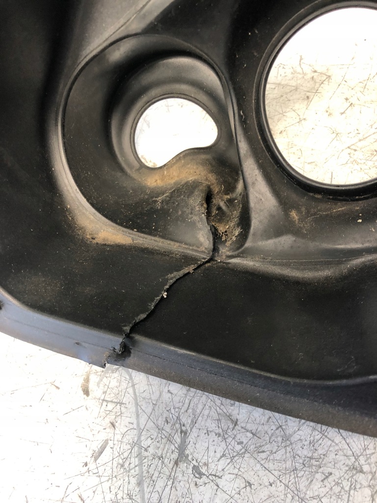 фото №5, Крышка заливной skoda kodiaq 8v0862159 lc9x