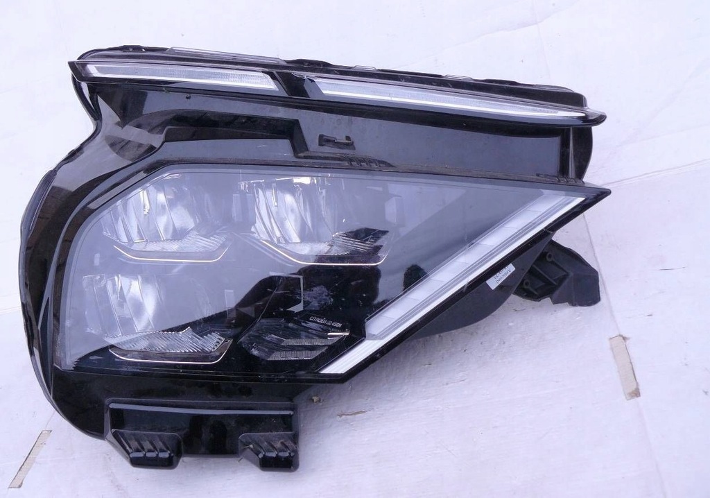 фото №1, Citroen c4 iii лампа передня права full led