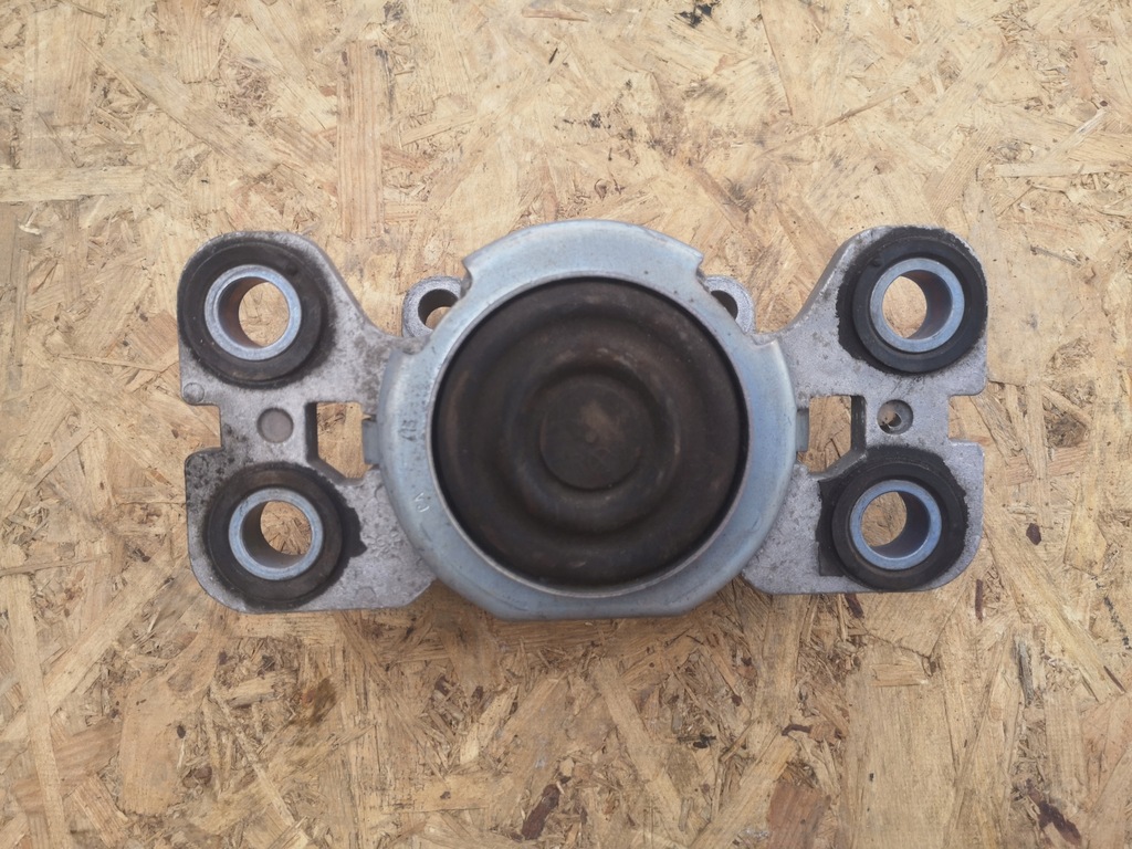 фото №1, Discovery sport кронштейн подушка bj327m121 2.2d