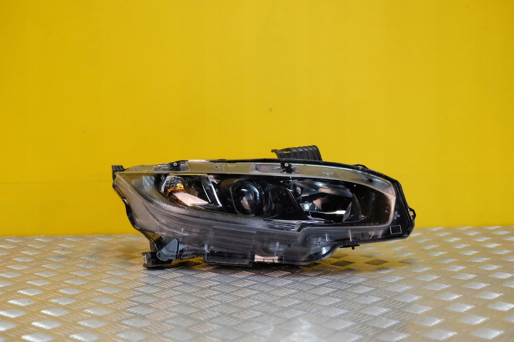 фото №1, Honda civic x 2016- фара лампа обычная линзованная czarna r usa