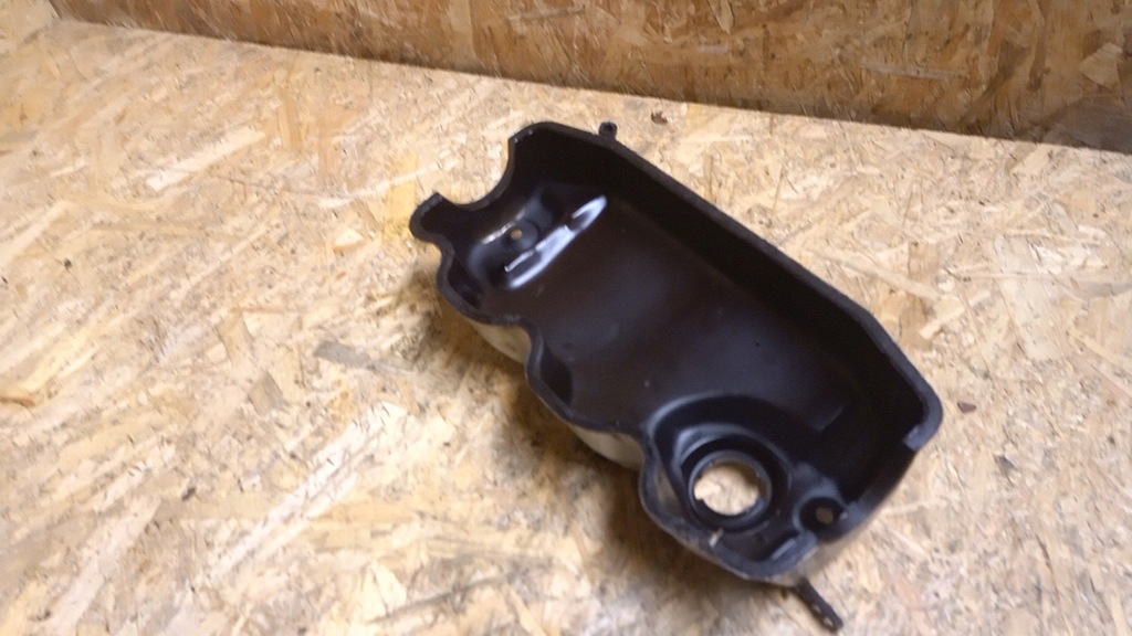 фото №6, Dodge caravan 91 - 95 3,0 v6 кришка клапанів