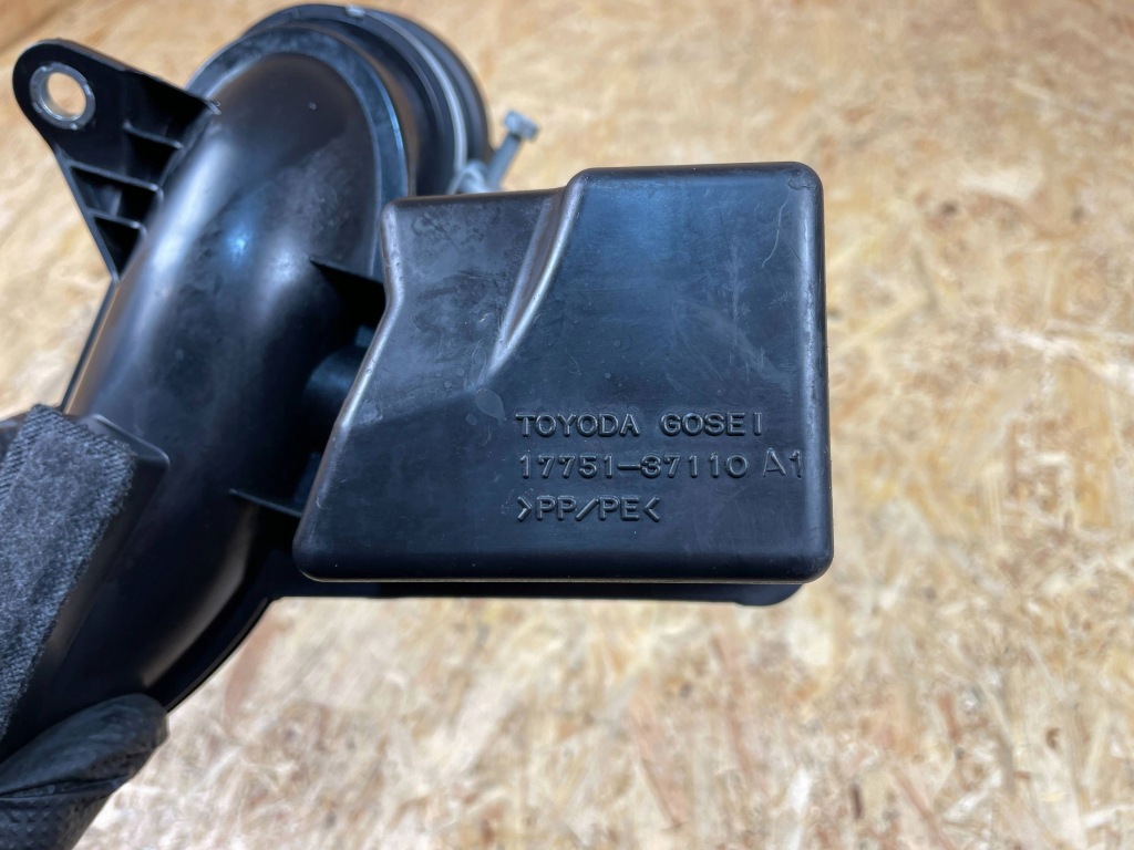 фото №15, Впуск повітрозабірник труба резонатор повітря toyota prius iv 17751-37110 17752-37120