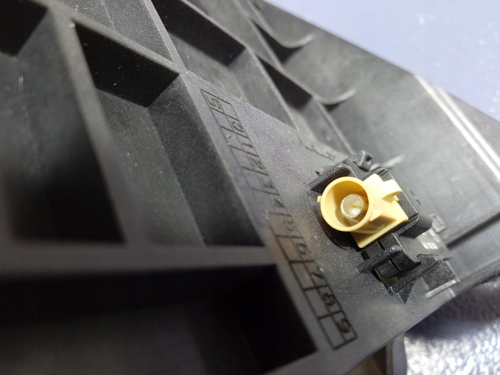 фото №6, Audi q4 e-tron кронштейн кріпильний 89a863531