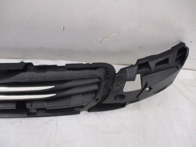 фото №9, Peugeot 5008 lift решітка радіатора решітка радіатора бампера передній