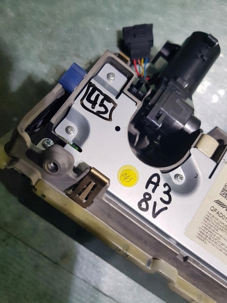 фото №6, Дисплей радіо навігації audi a3 8v 8v0857273h