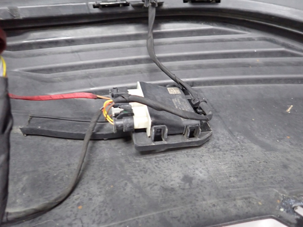 Бампер задняя задний kompletny оригинал pdc audi e-tron 55 22r в Украине