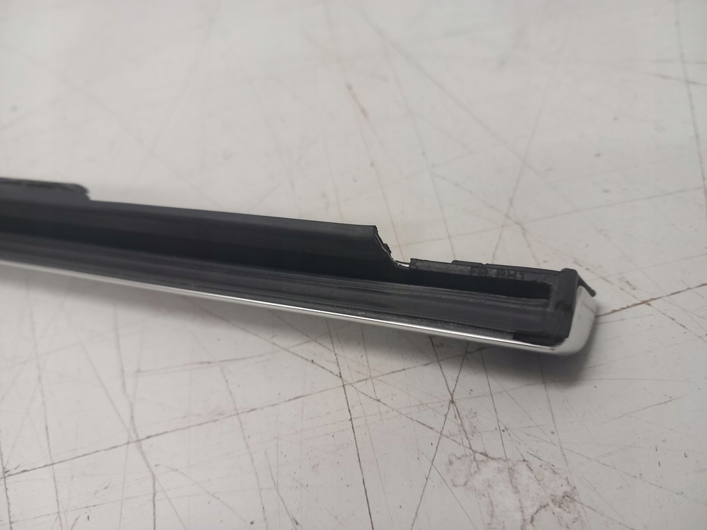 фото №7, Mercedes-benz eqb прокладка стекло дверь передних a2477251600