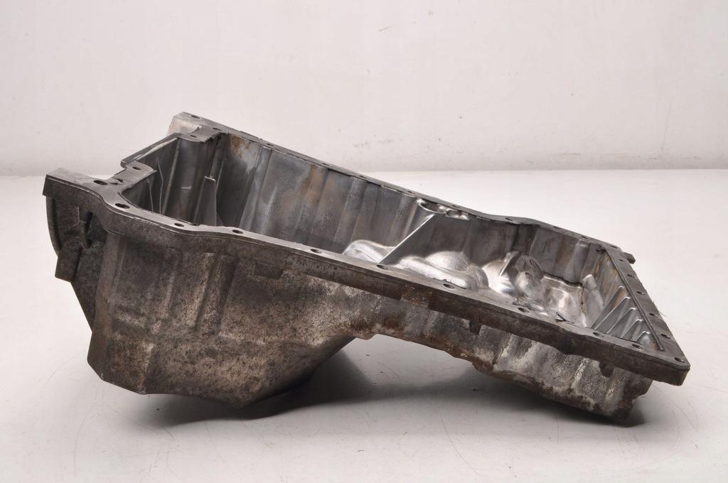 фото №6, Mercedes r171 w171 1.8 поддон масляная a2710141602