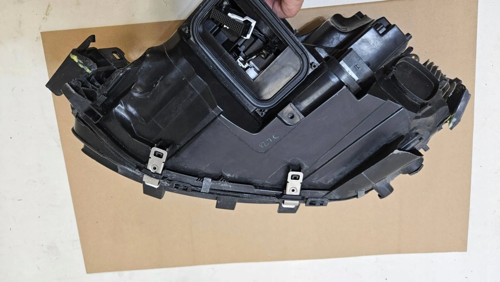 Купити Фара правий перед передня mercedes gle ils a1669064003