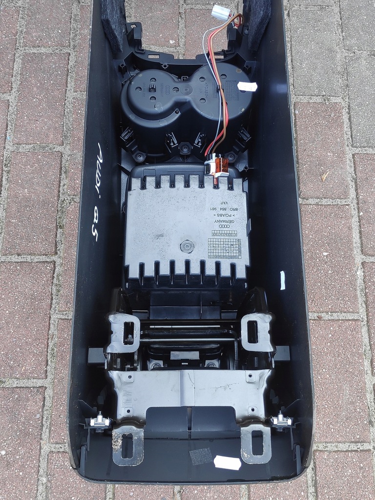 фото №11, Тунель середній підлокітник шкіра uk audi q5 8r 8r0864981