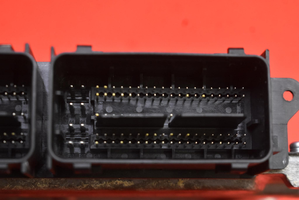 Блок керування kimputer двигуна 31459914 volvo xc90 2 2 2.0 d5 235km awd 14-20 Зі Шроту