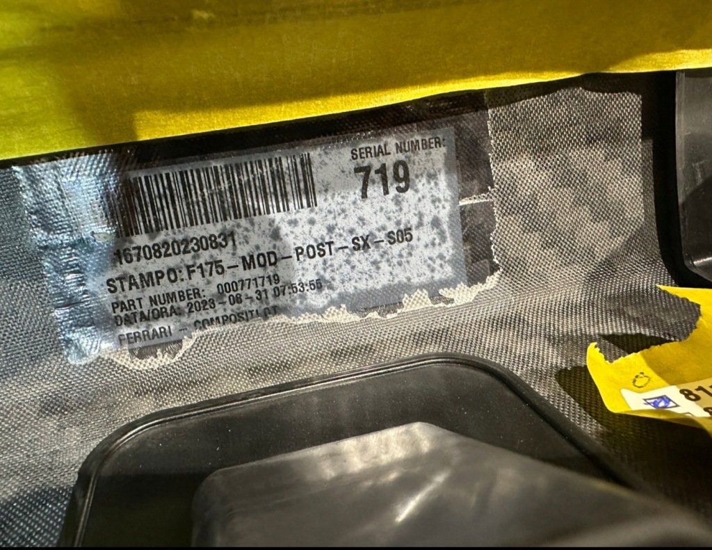 фото №5, Ferrari purosangue накладки порогові поріг накладки 901740 901742 901734 901736