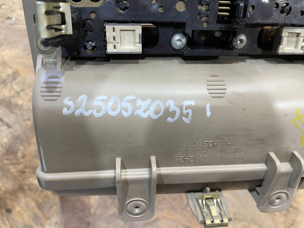 фото №12, Jeep grand cherokee iii 3 wk 04-10 перемикач люк світло кабіни