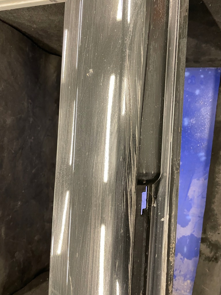 фото №8, Молдинг накладка порог a6 c8 ly9t правая