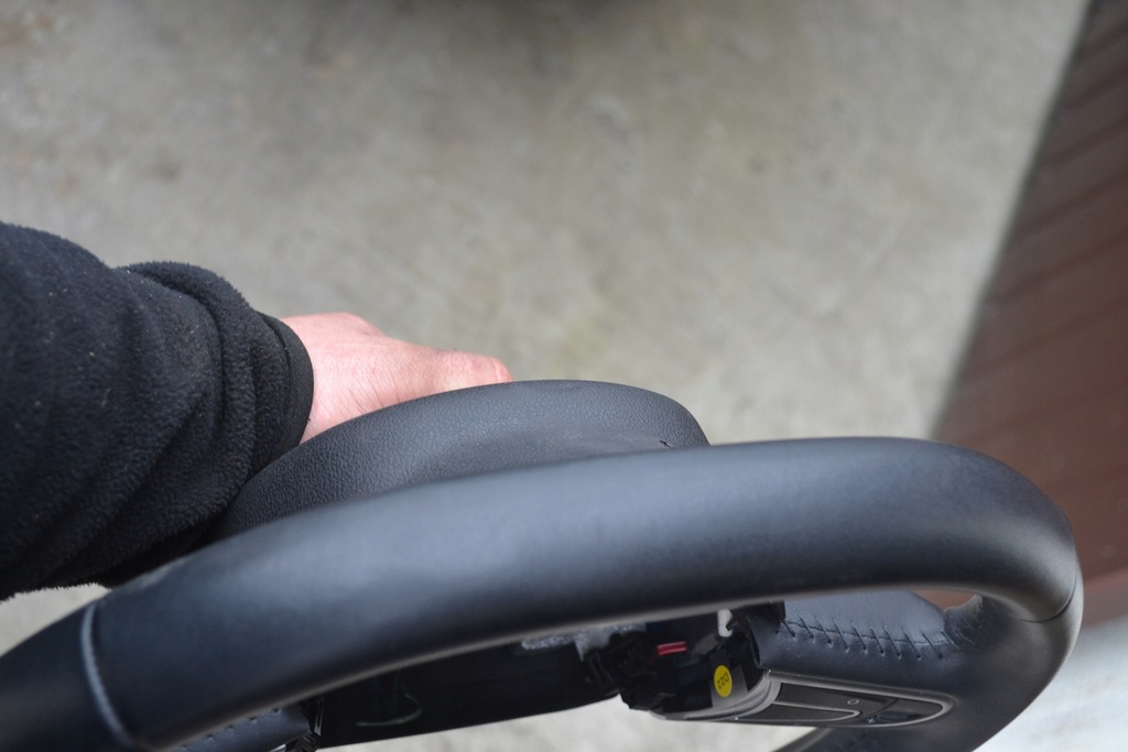 фото №6, Megane iv повітропровід шкіряний мультифункція 484005825r