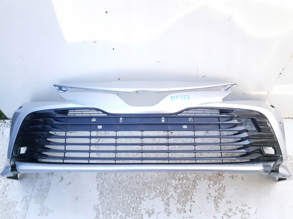 фото №1, Toyota camry 18- бампер перед передний