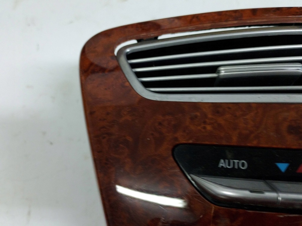 Mercedes w221 панель кондиционера dekor консоли a2218702658 европа Недорого