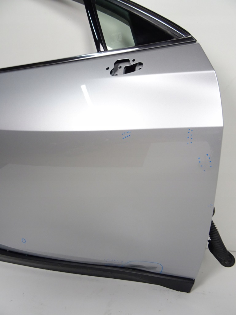 Lexus ux 250h дверь правое перед передние 1j4 2021 Доставка