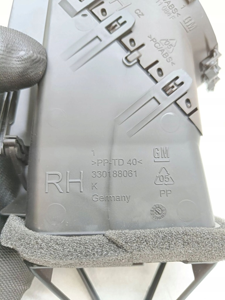 фото №12, Opel zafira c 2012 бічна решітка обдув панелі приладової панелі