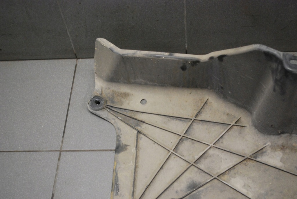 фото №5, Захист підвіска audi a5 sportback 8k0825219a