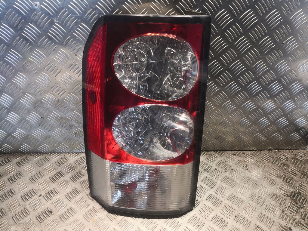 фото №1, Land rover discovery 3 - lr3 левая сторона лампа задняя