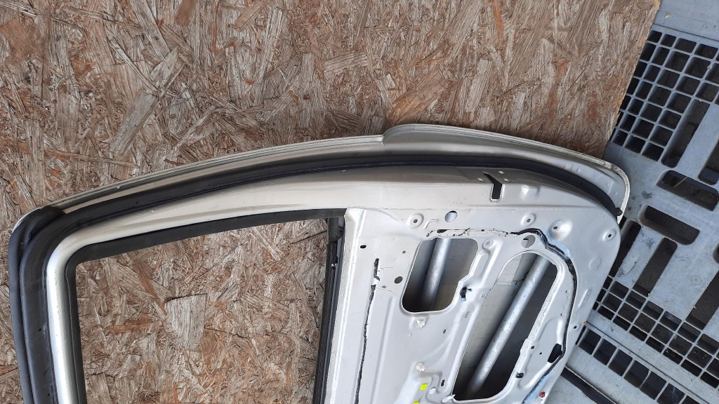 фото №14, Дверь перед правое toyota yaris i 02r