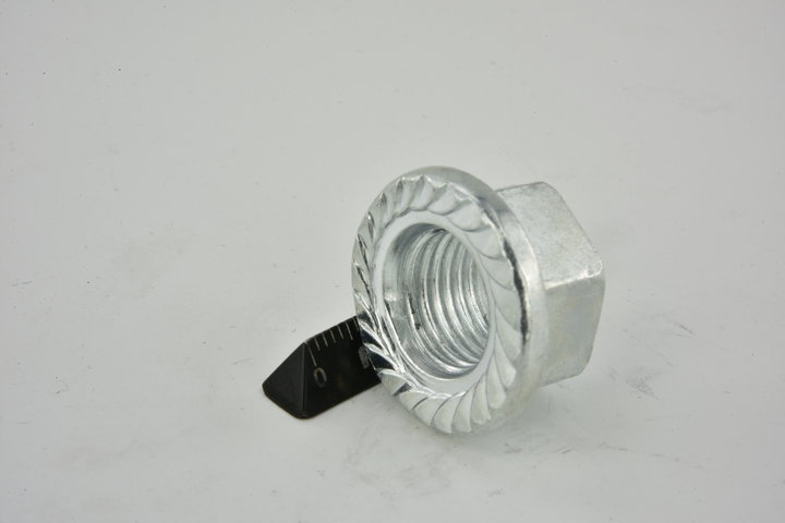 фото №4, Гайка з ексцентрик do subaru legacy v 3.6