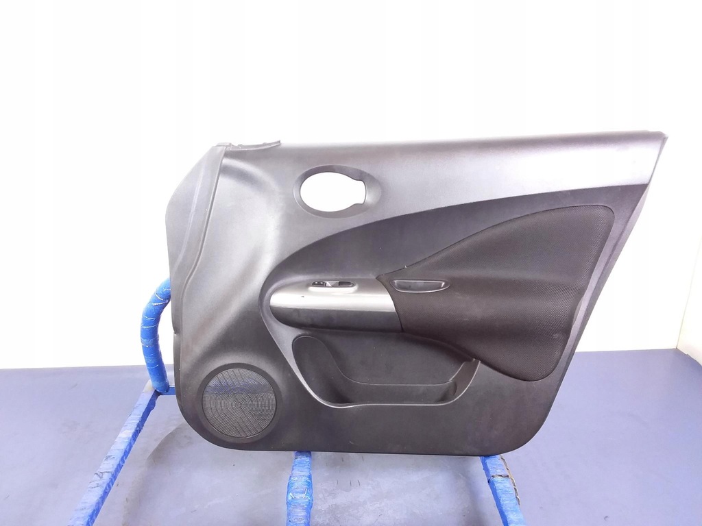 фото №1, Nissan juke i lift обивка дверь перед правое