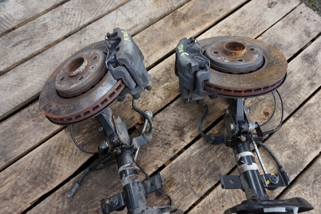 фото №7, Амортизационная стойка поворотный кулак правая renault clio 5 v 1.3 tce