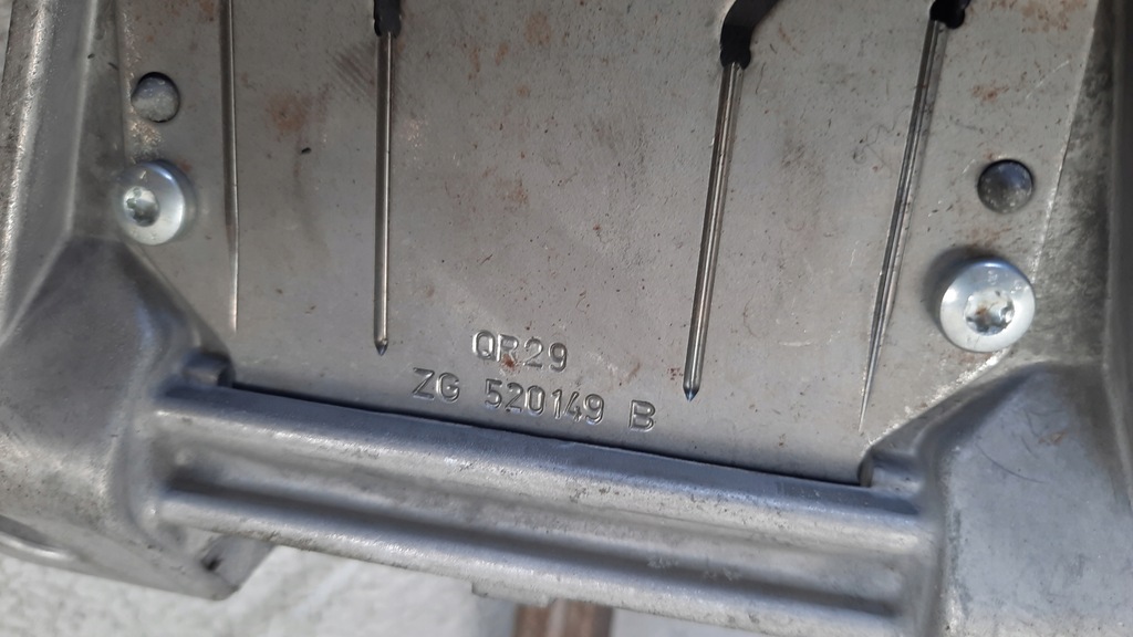 фото №5, Колонка кермова mazda 3 05r