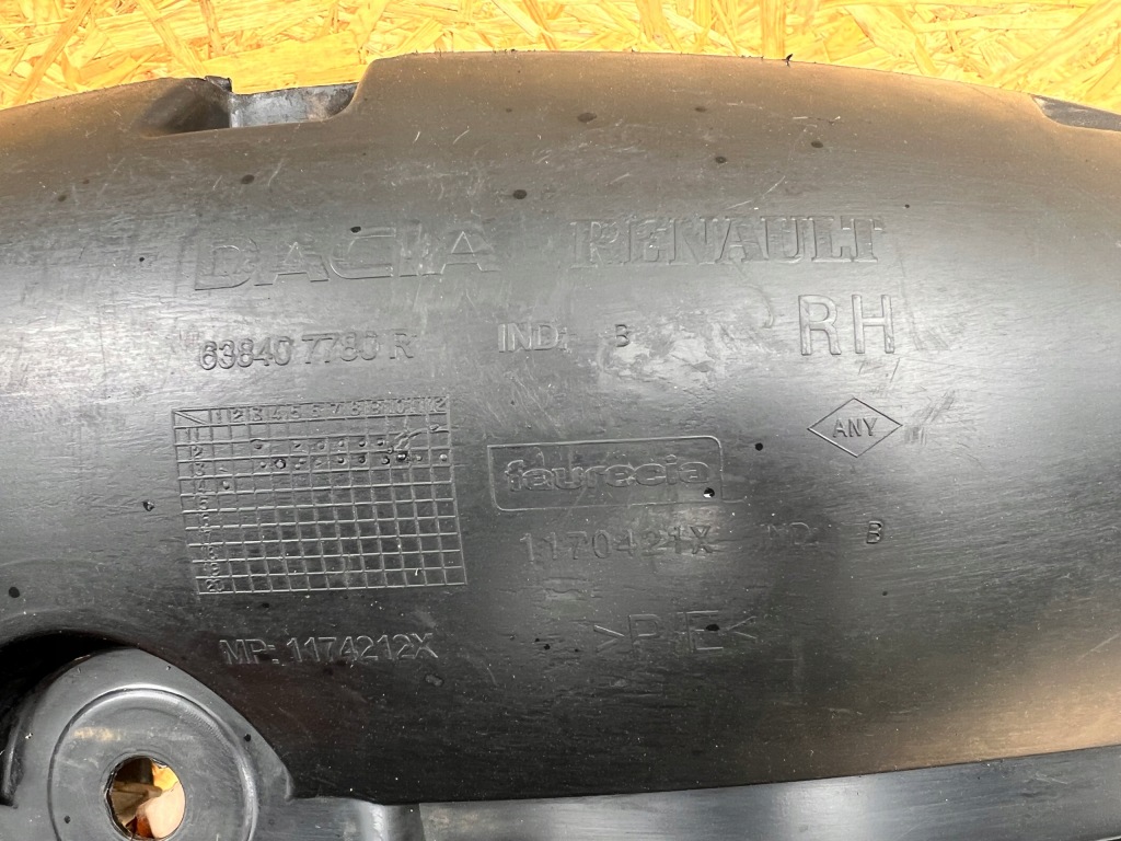 фото №7, Dacia sandero ii 2 2012 правое передние подкрылок оригинал демонтаж