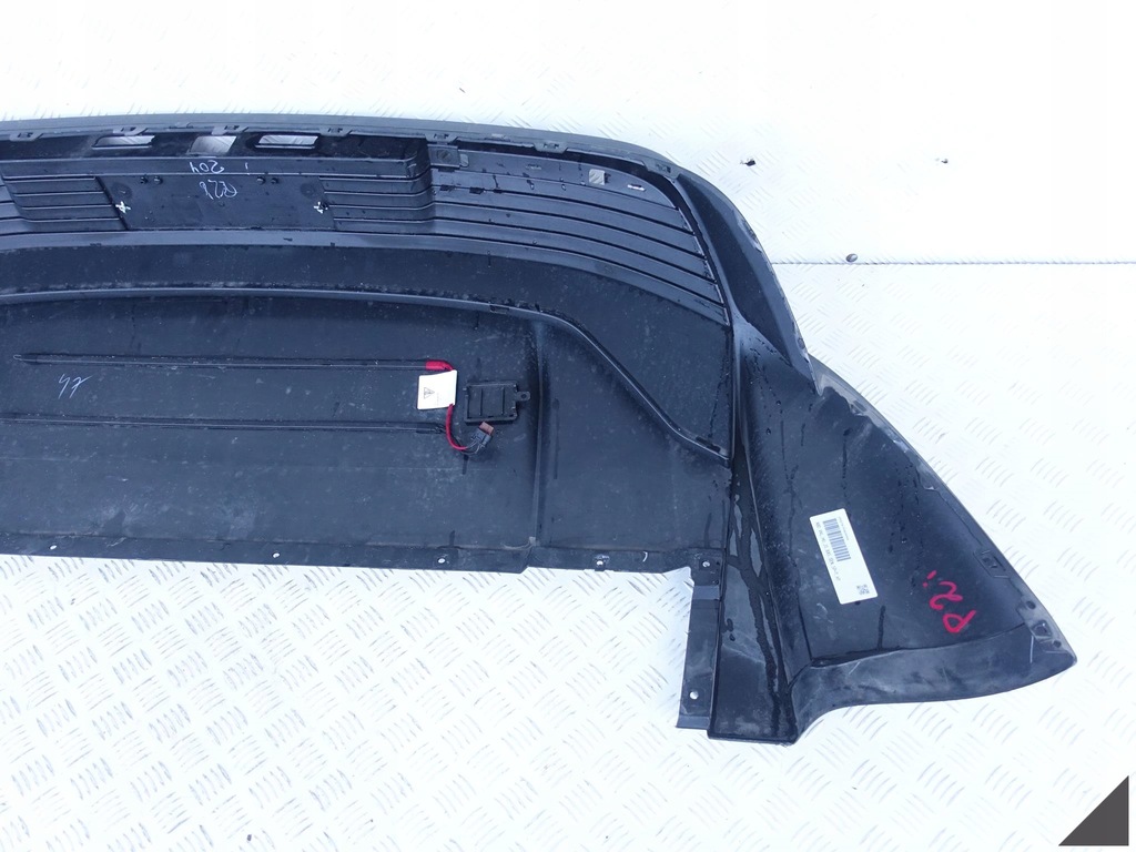 фото №10, Porsche taycan 9j1 бампер спойлер диффузор задняя