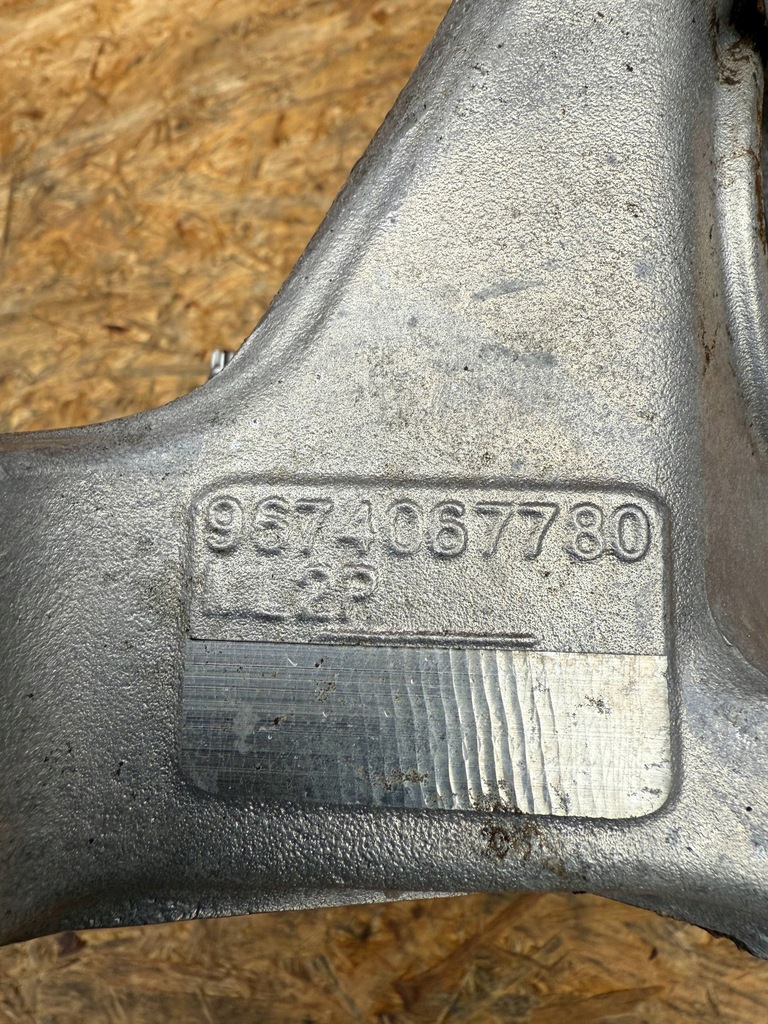 фото №5, Кронштейн подшипник опоры полуось toyota proace 9674067780