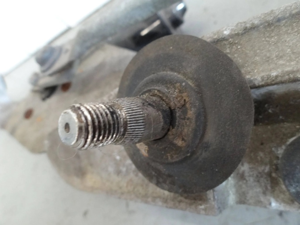 фото №6, Nissan almera tino 00 механизм дворник стекло лобовое 0390241373 5 pin