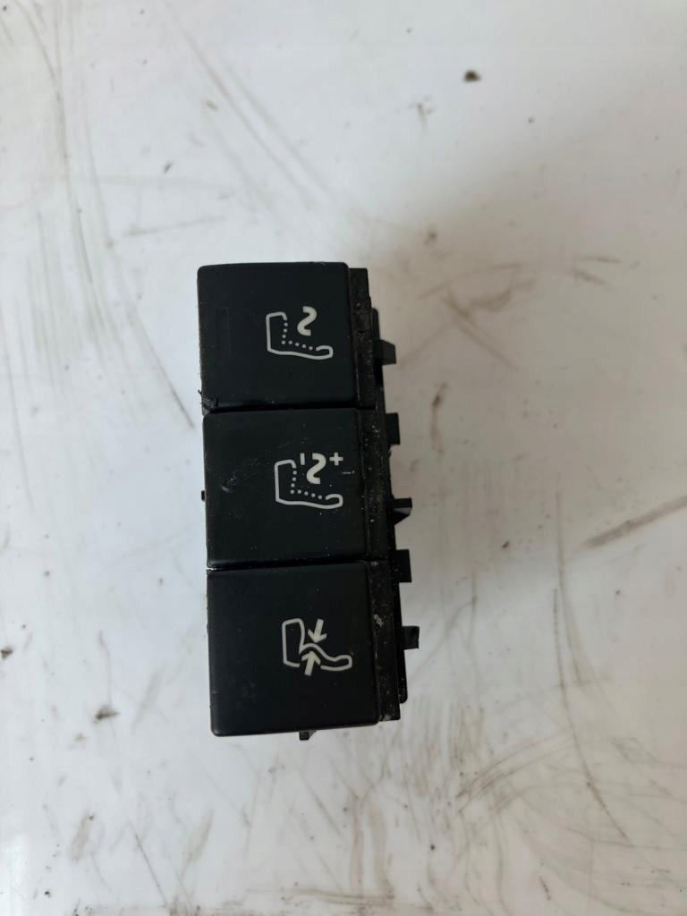 фото №1, Перемикач масажу сидінь c4 picasso ii 96781190zd