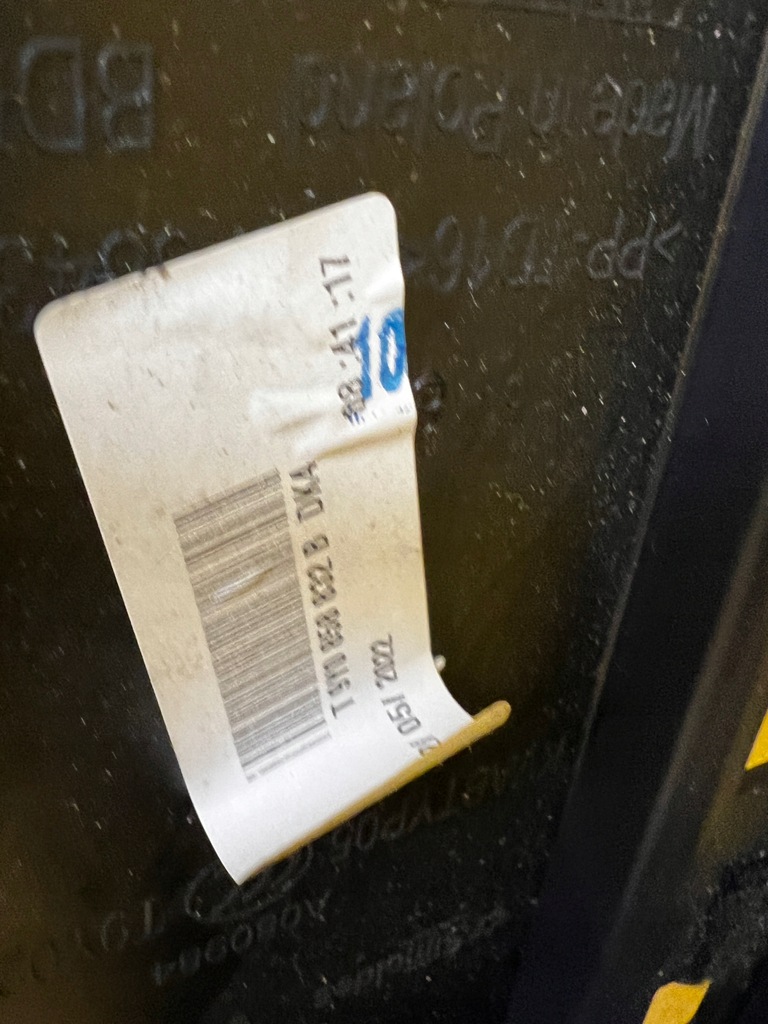 фото №7, Молдинг защита кронштейн правая porsche cayenne 9y3 9y0 coupe hybrid