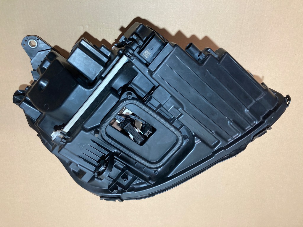 фото №11, Лампа ліва передня full led mercedes e klasa w213