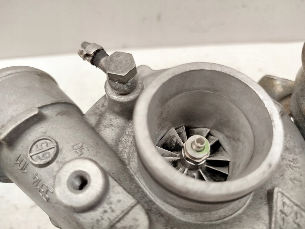 фото №7, Турбонагнетатель vw lt 2,5 tdi 074145701c