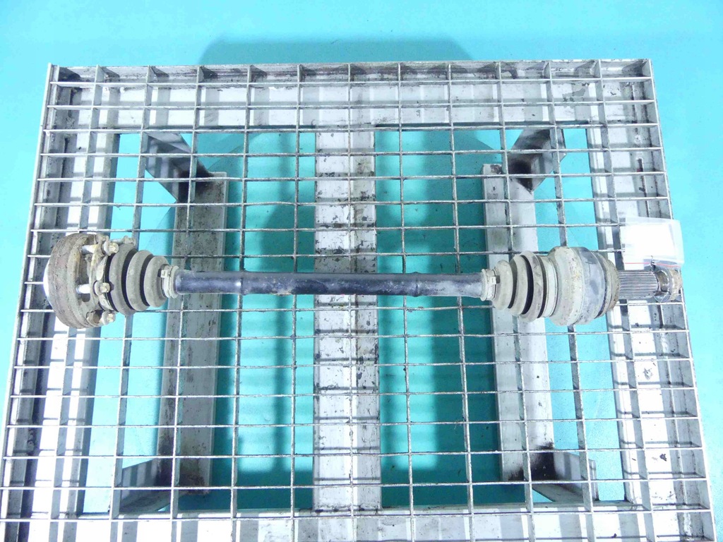 фото №1, Приводной вал задняя правая bmw x1 e84 2.0d 143km