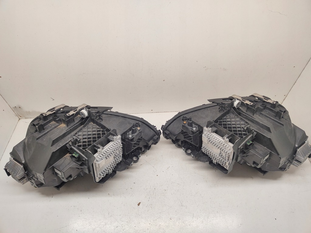 фото №12, Bmw m2 2 g42 full led комплект лампа передних 8083635, 8083636