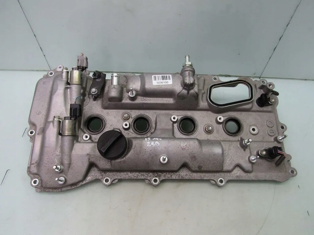 фото №1, Is iii 300h 2.5 14r кришка клапанів головки